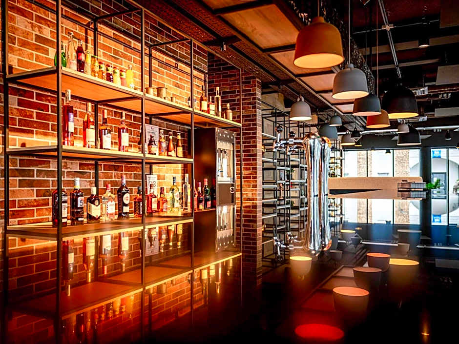 ibis Styles Valenciennes Petite Foret