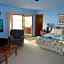 A Beautiful Edge of the World Bed & Breakfast