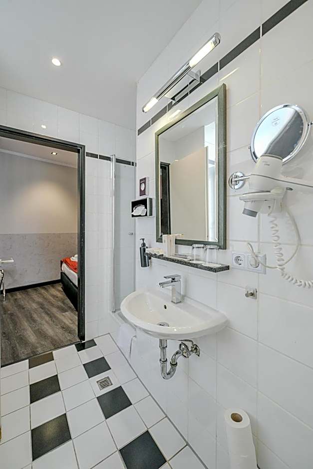 Ramada by Wyndham Frankfurt Central Station