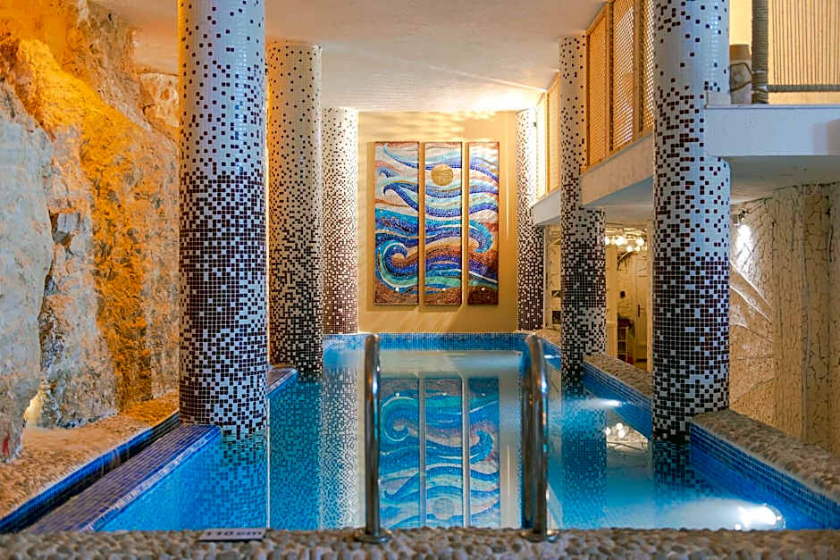 Peninsula Gardens Hotel