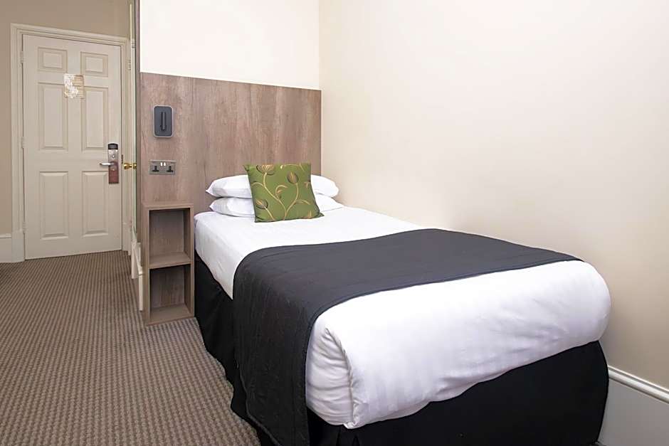 Kensington Gardens Hotel