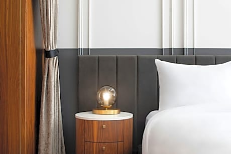 King Suite with City View