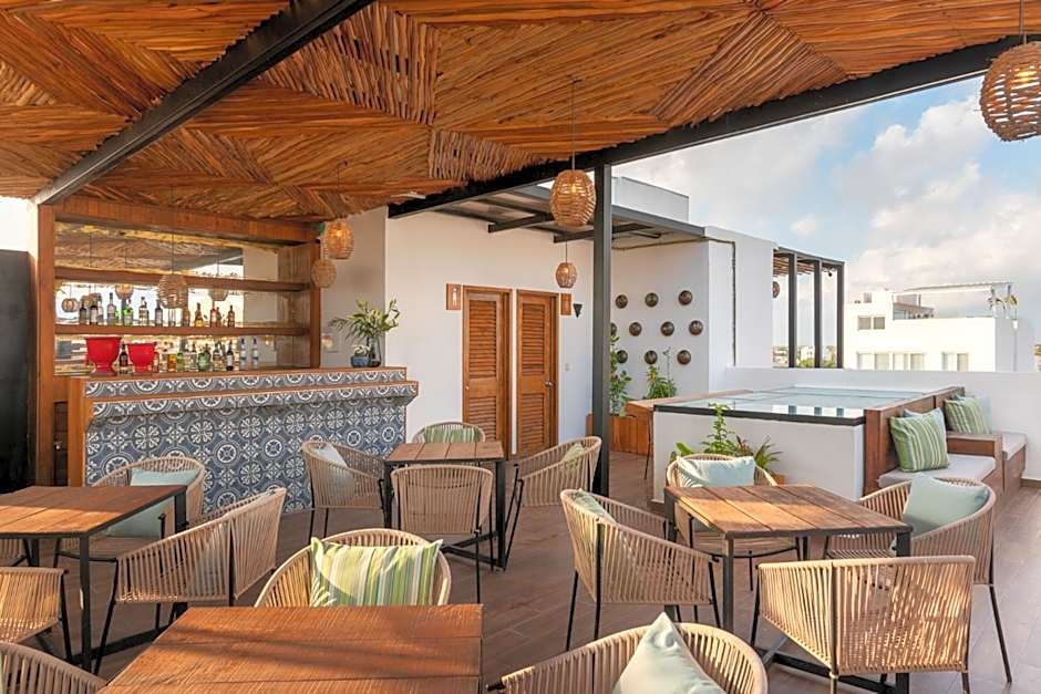 Marvic Hotel