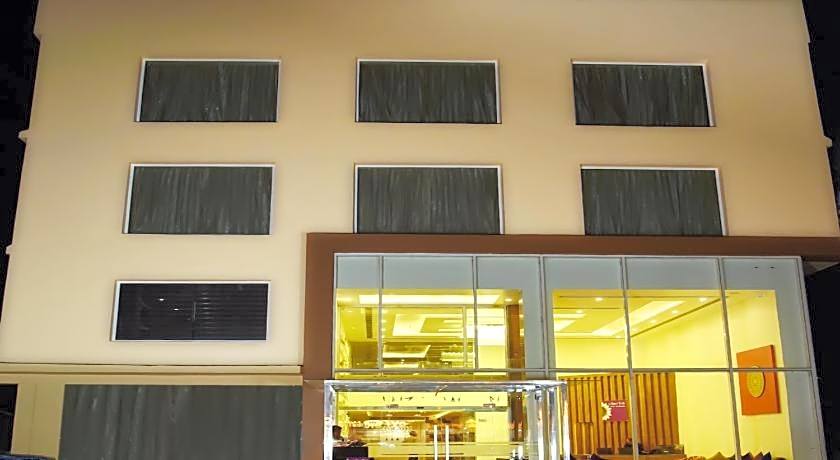 Clarks Inn Suites Katra