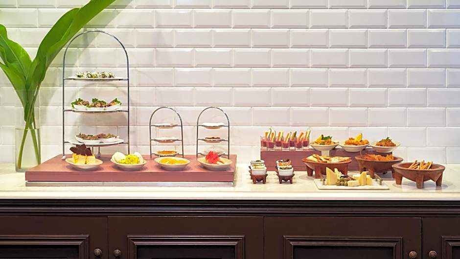 Grand Pacific Hotel By IHG