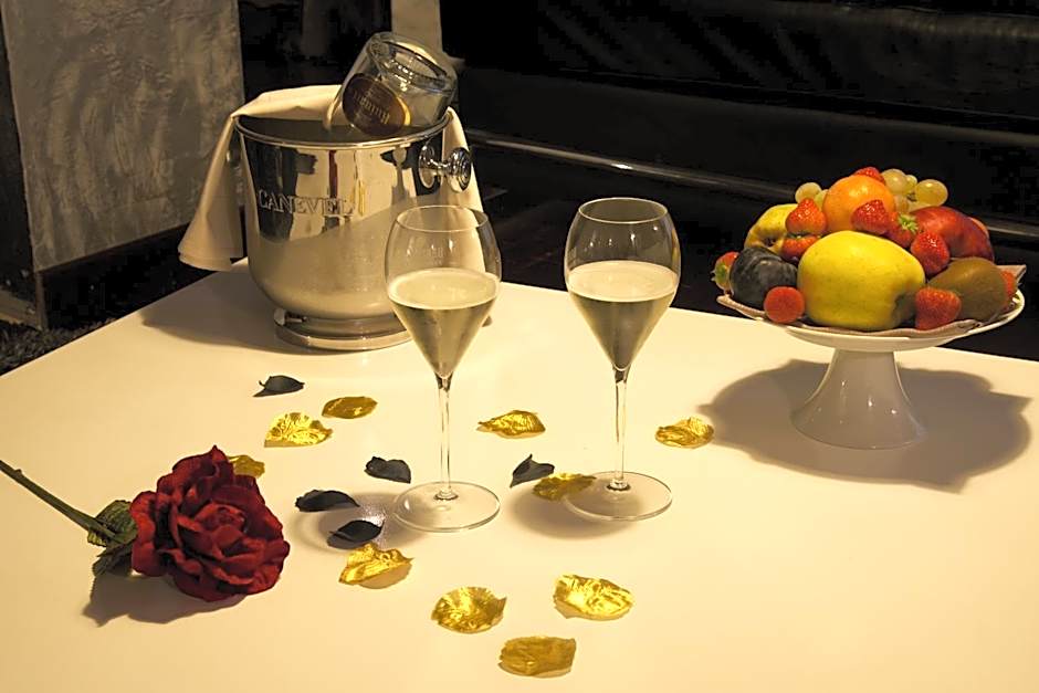 OneMhotel