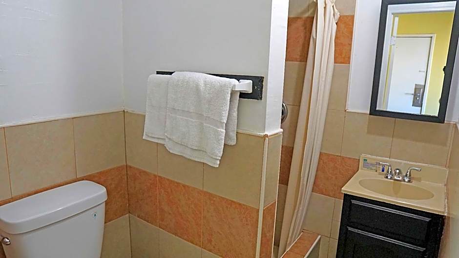 Antonio Hotel
