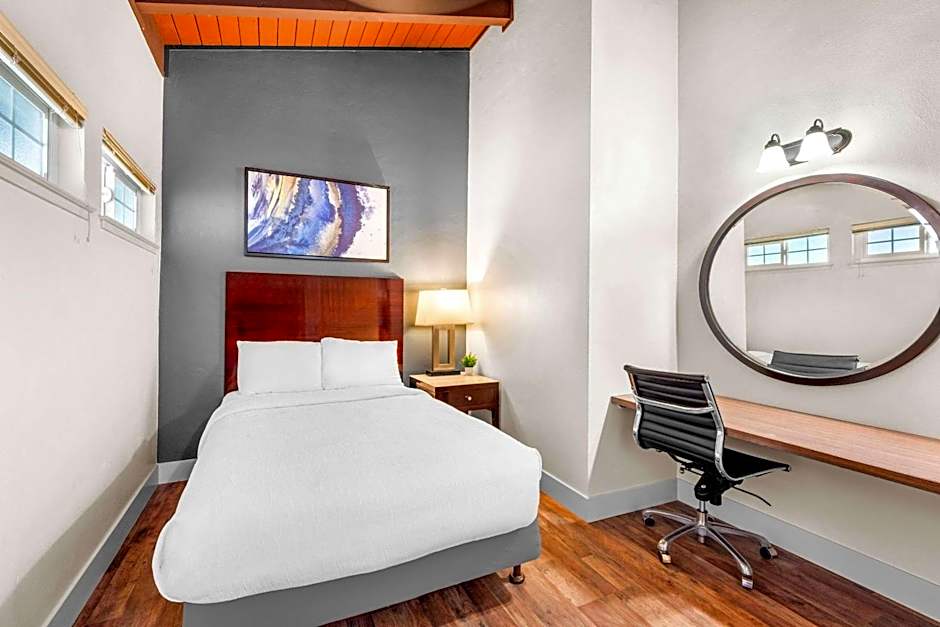 Quality Inn & Suites Jackson