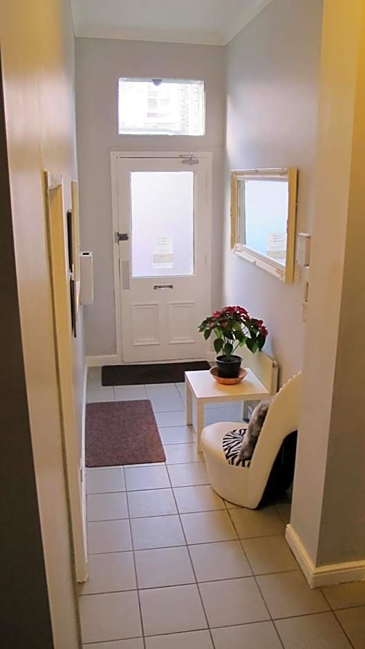 The Vale Apart Hotel