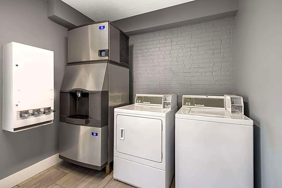 Quality Inn Asheville Airport