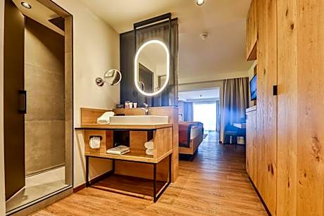 Traumhotel Alpina - 4 Sterne Superior Luxushotel