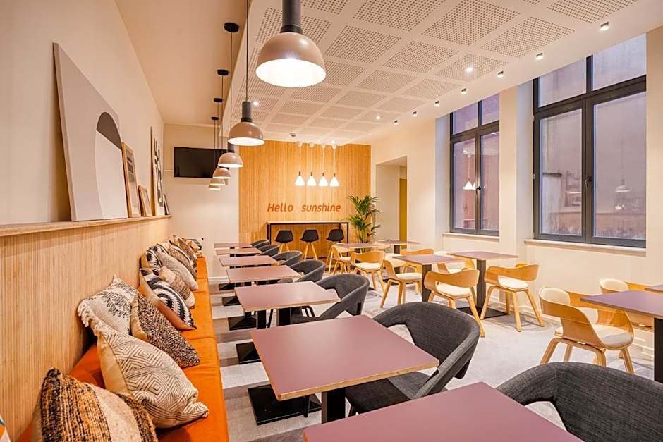 Alma Grand Place Hotel