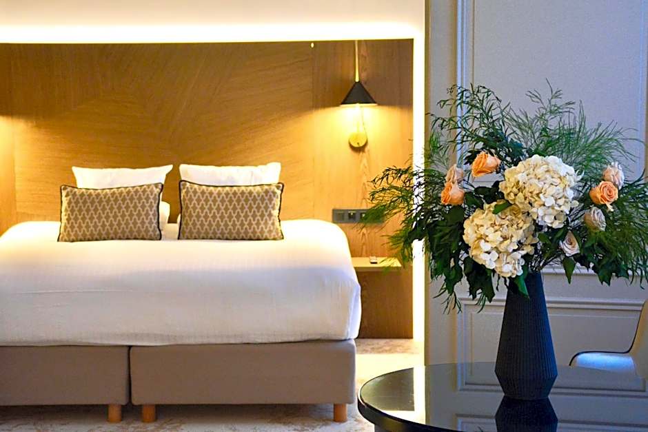 Chateau Belmont Tours by The Crest Collection