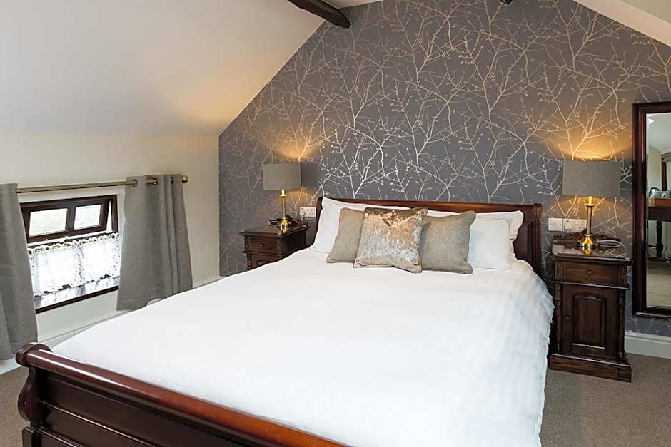Photo 1 of 7 of Double Room