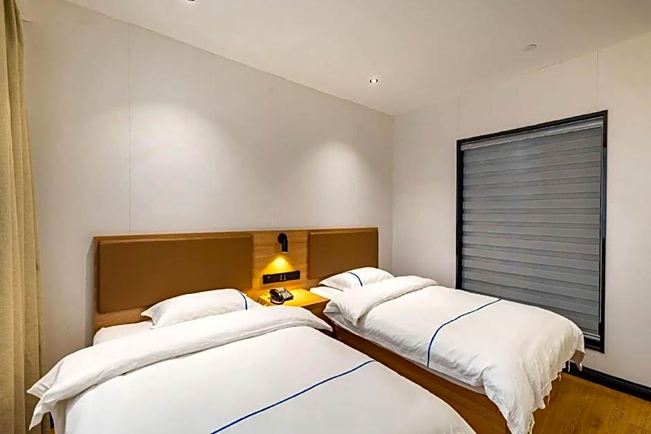 GreenTree Inn Express Shanghai Baoshan District Youyi Road Metro Station