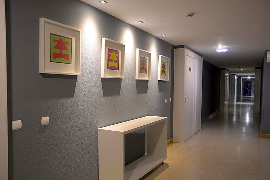 The Navigator - Olympus