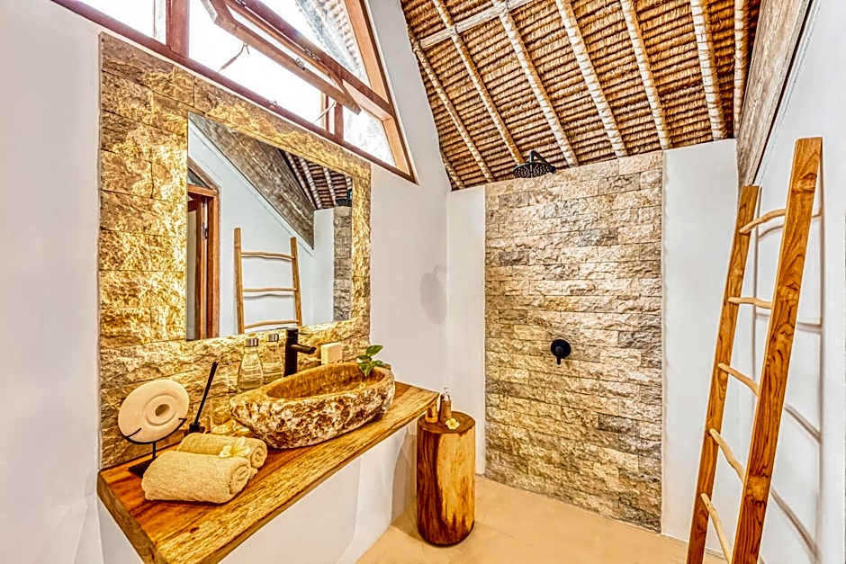 Villa Indigo - 5-BDR with huge pool and garden