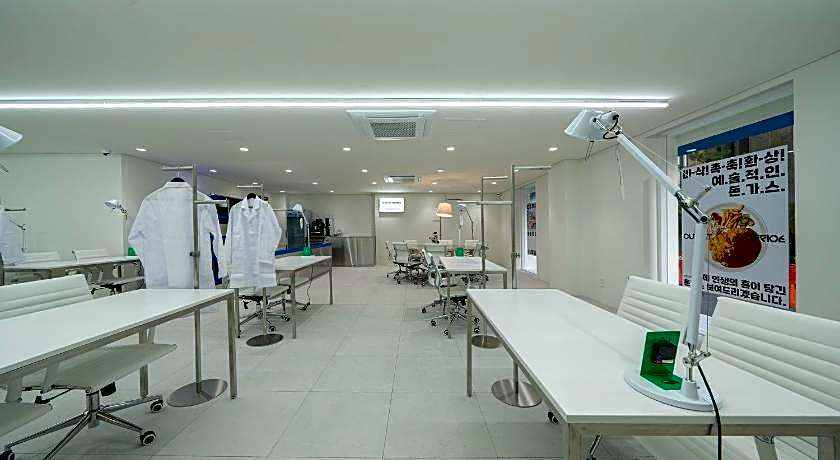 Workers Hotel Ansan by Anook