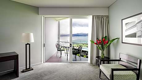 Premium King Room