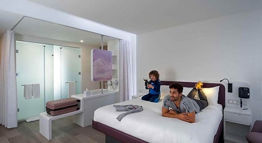 YOTEL Istanbul Airport, City Entrance