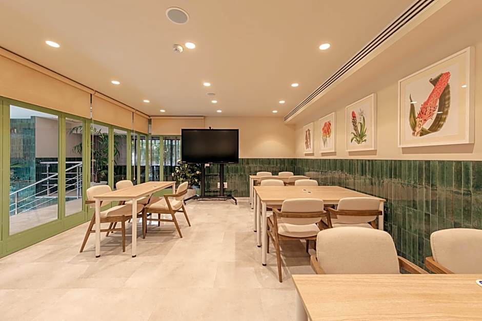 Ribera De Triana Hotel