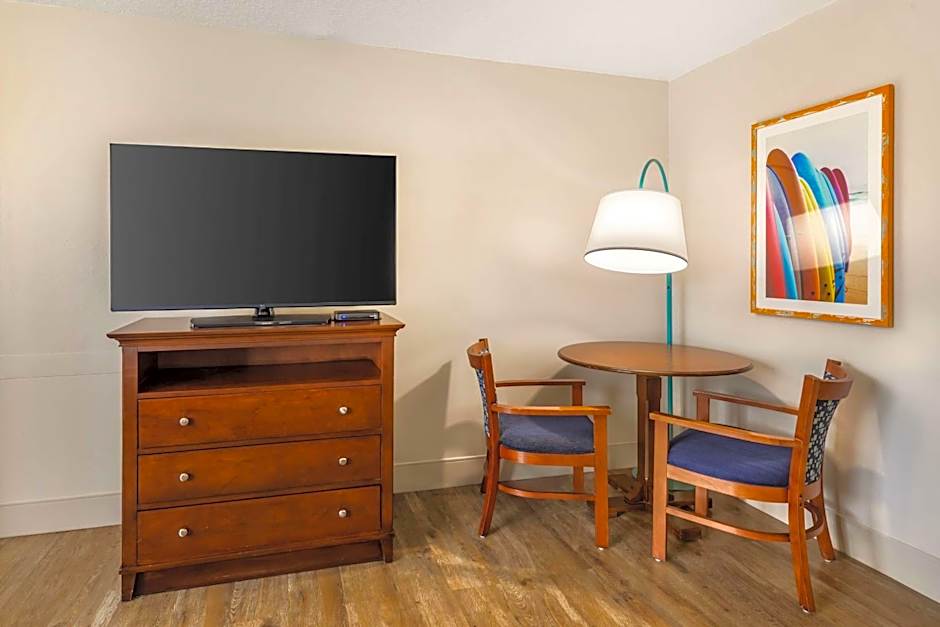 Best Western Ocean Beach Hotel & Suites