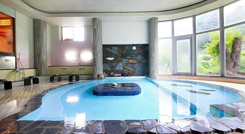 MICASA (Minakami Hot Spring Ryokan)