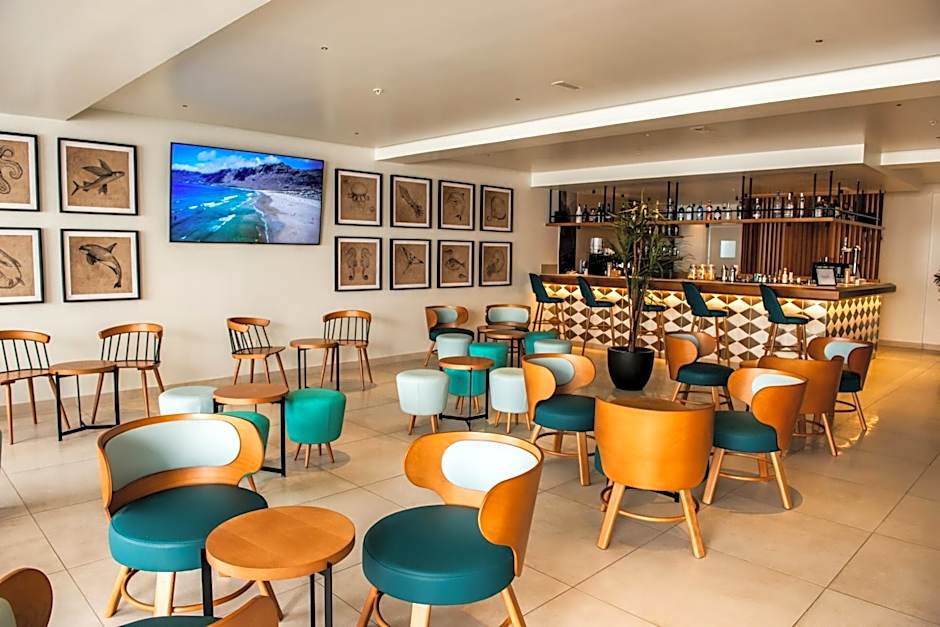 Aequora Lanzarote Suites