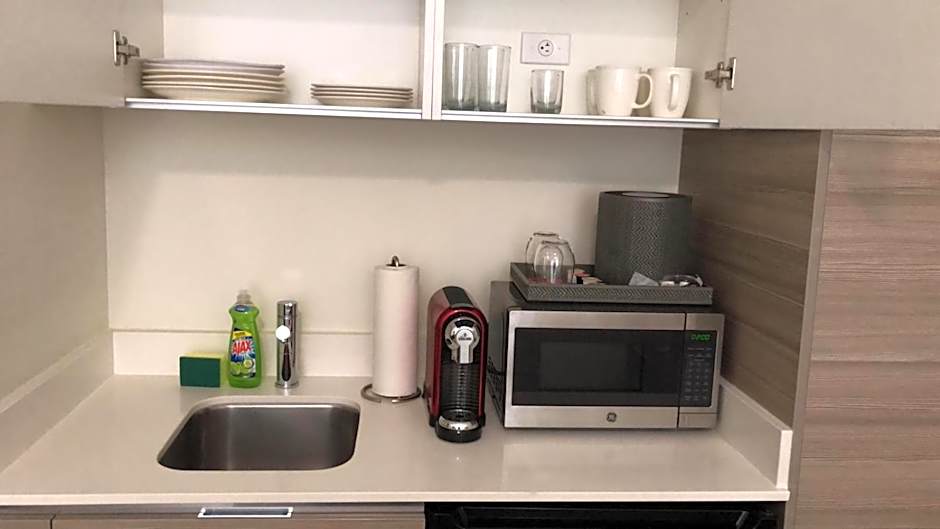 Global Rent Apart - Costa Hollywood
