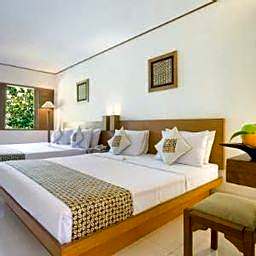 Nyiur Indah Beach Hotel