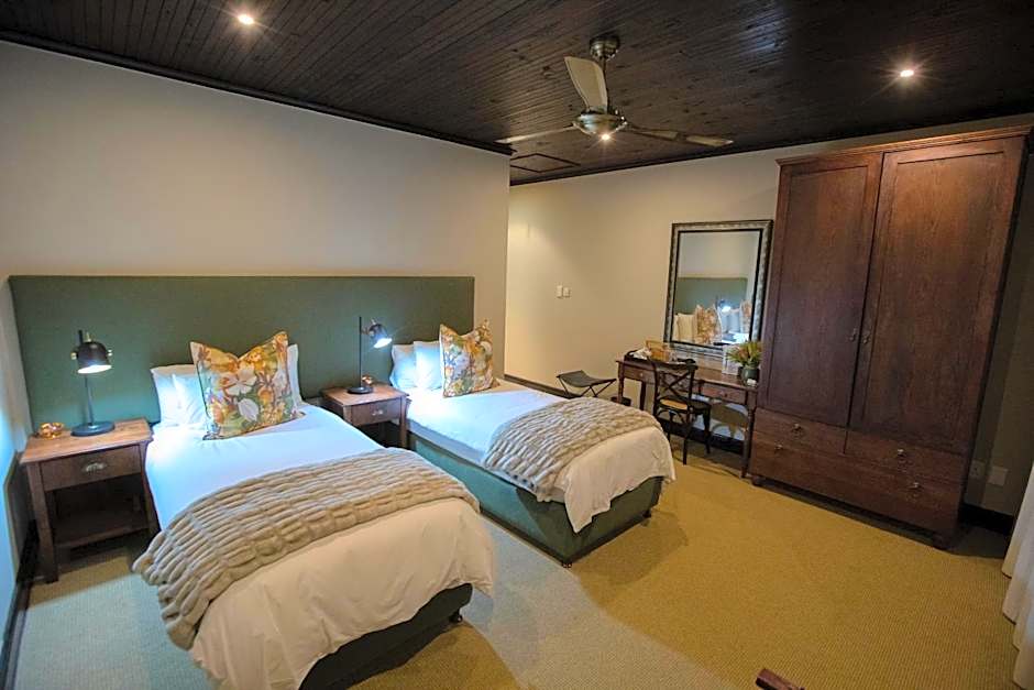 Swartberg Private Game Lodge