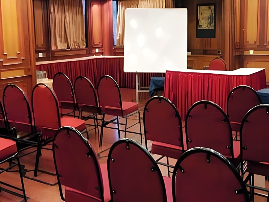 Hotel Park View, Mumbai