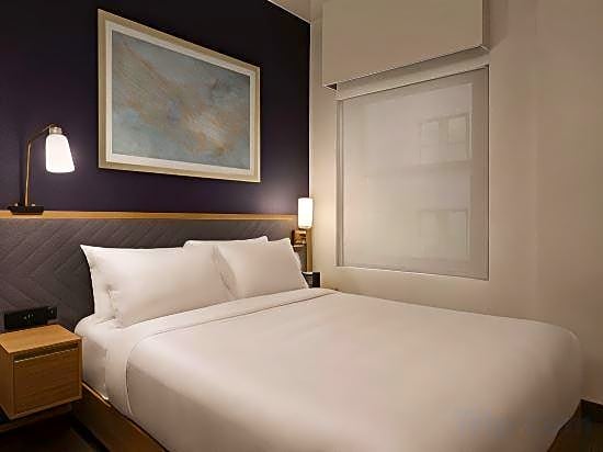 Radisson Hotel New York Wall Street