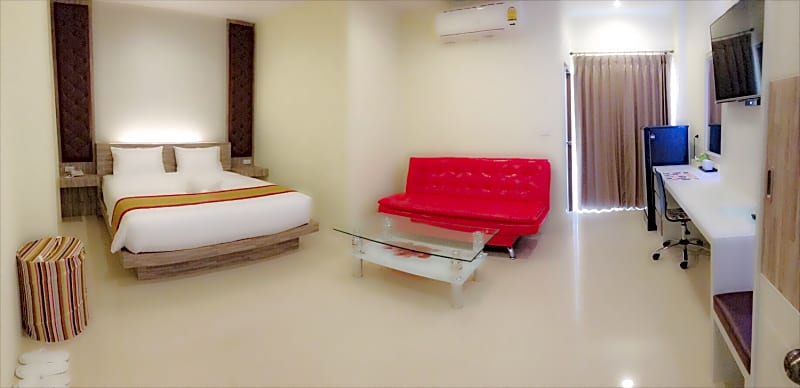 Chansuda Lake View Hotel