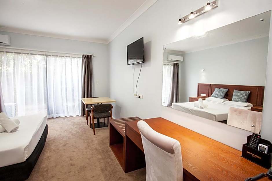 Springwood Motor Inn
