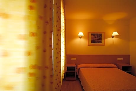 3 BEDROOM APARTMENT STANDARD