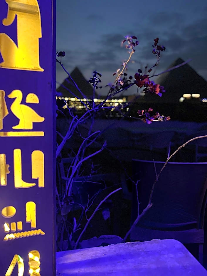 Pyramids Top Inn