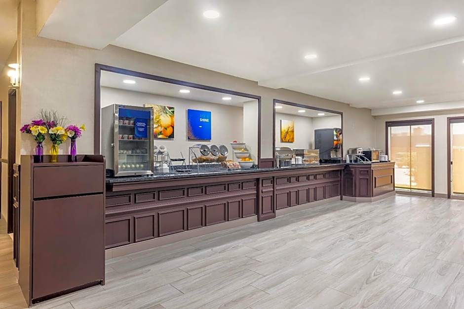 Comfort Inn Bourbonnais Near I-57