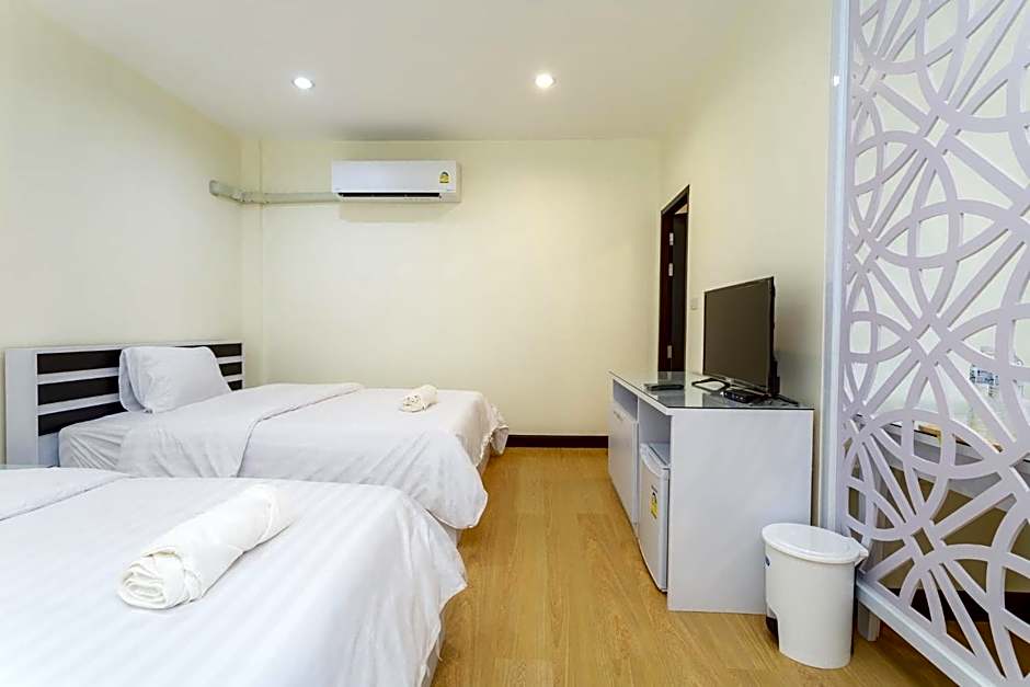 โรงแรมเรือนไทย 2 บึงโขงหลง