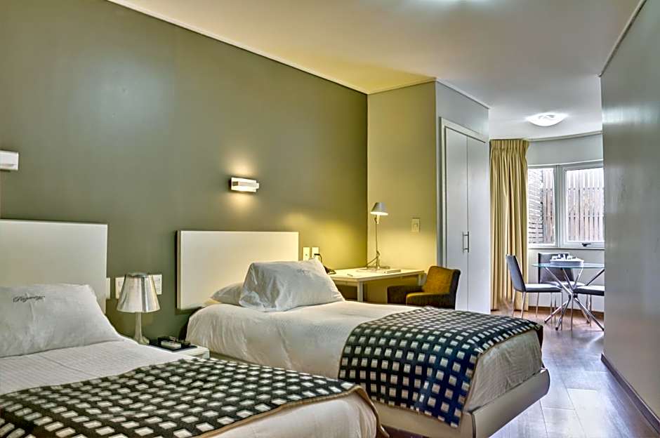 Regency Golf - Hotel Urbano