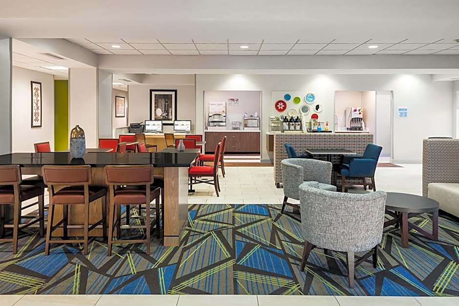 Holiday Inn Express Charlotte West - Gastonia By IHG