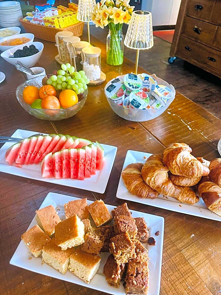 The Riverside House Hotel