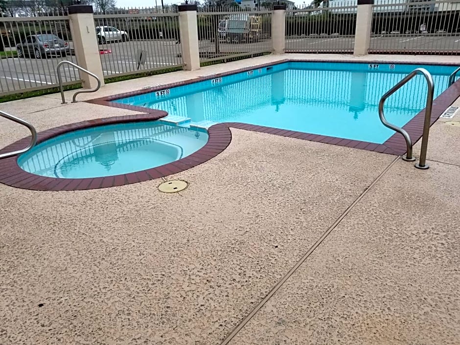 HomeBridge Inn and Suites