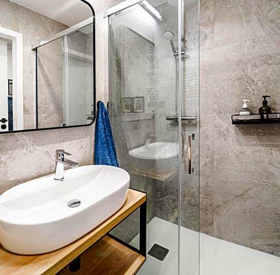 Poznań Plac Wolności 6 Bond