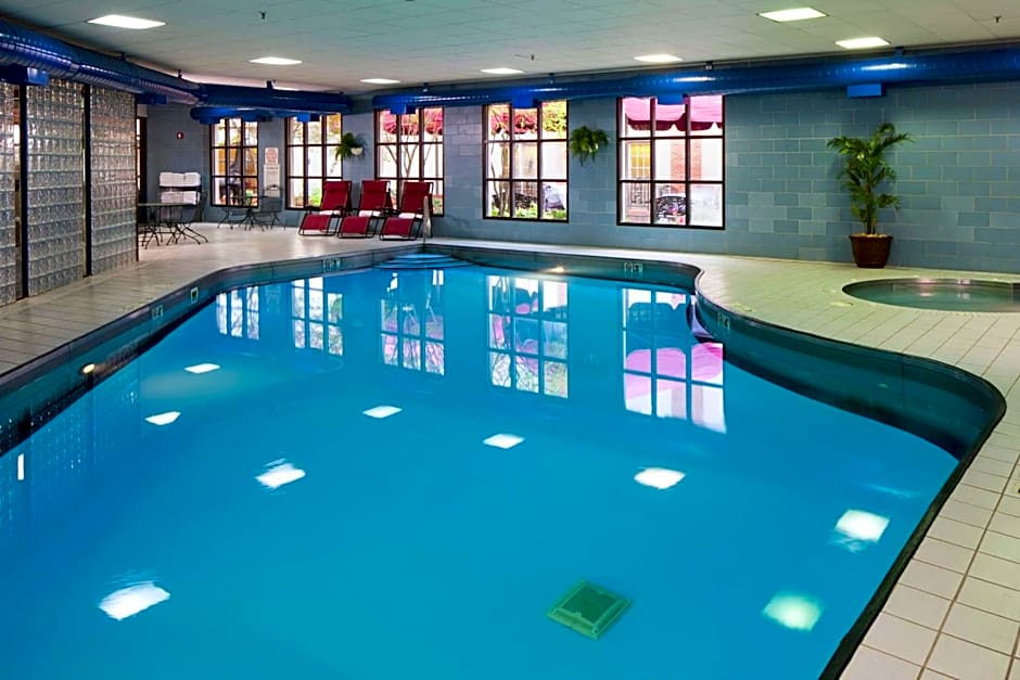 DoubleTree By Hilton Hotel Bloomington