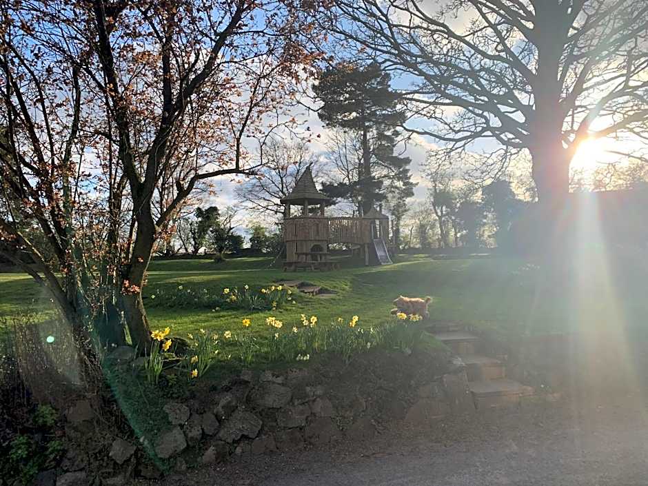 Scarborough Hill Country Inn