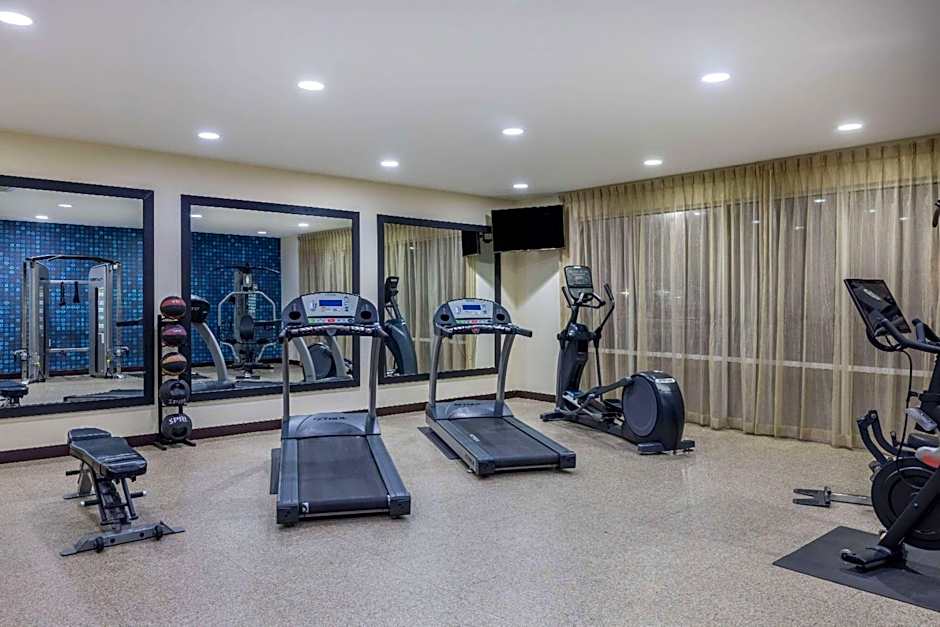 La Quinta Inn & Suites by Wyndham Artesia