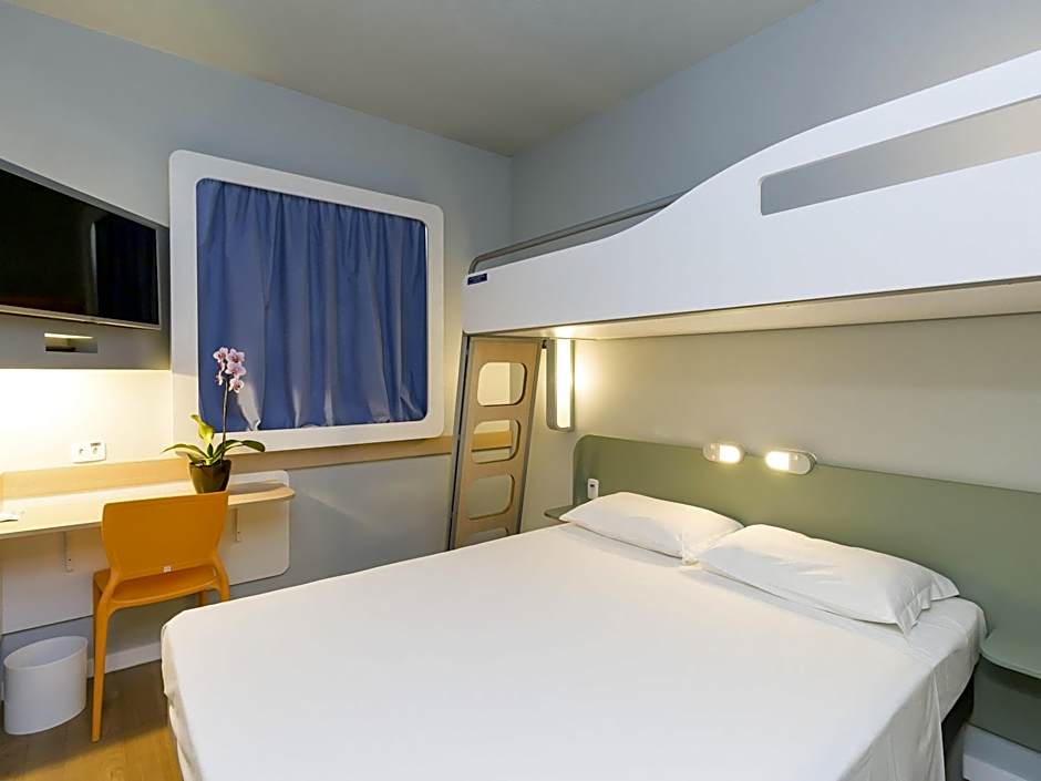 Ibis Budget Blumenau
