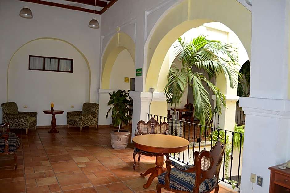 Hotel Meson del Mar