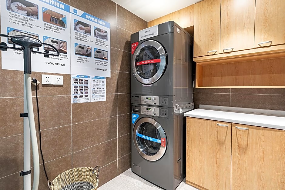 Hanting Hotel Wuxi Railway Station South Square